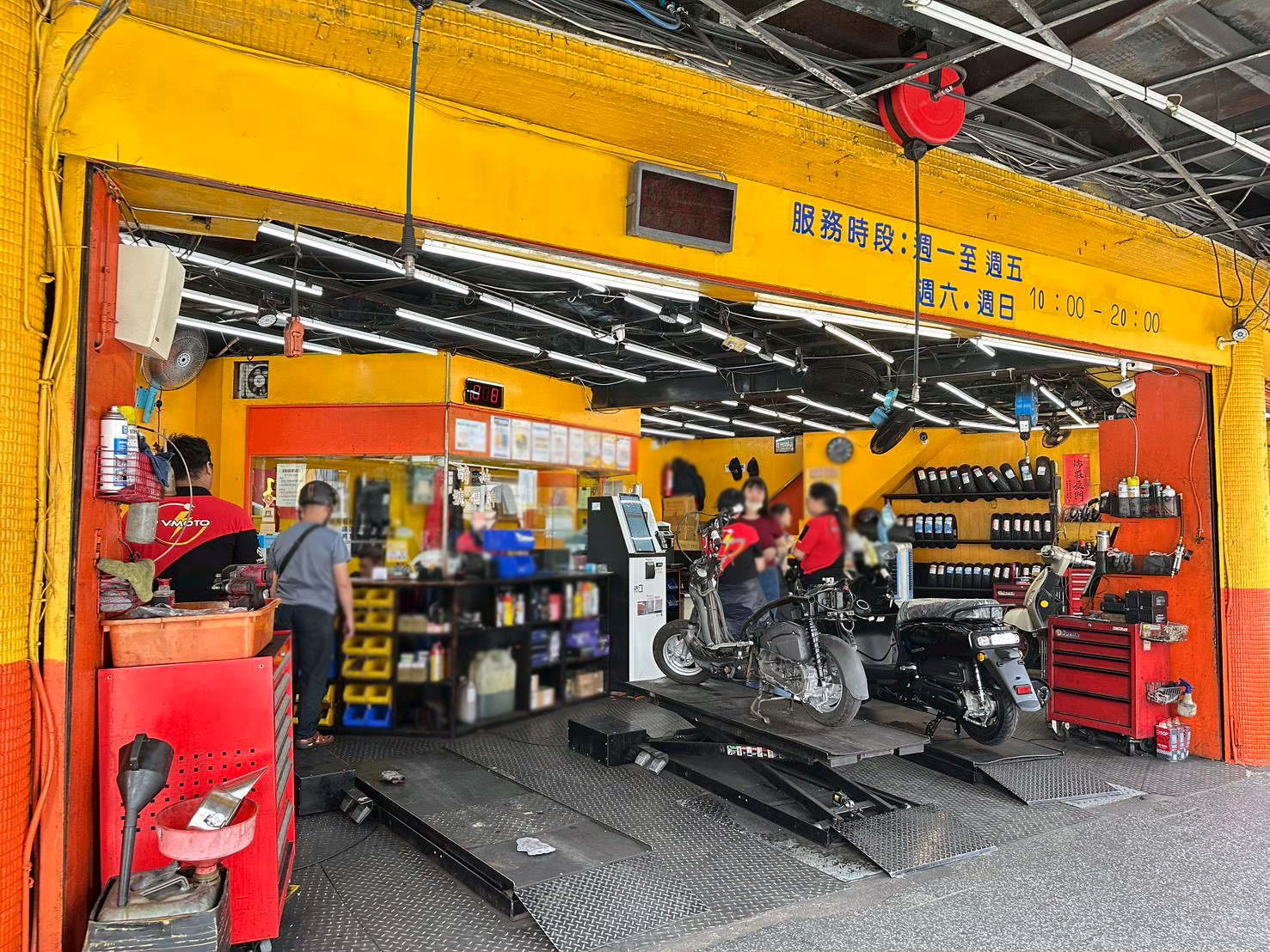 非常機車導入捷特威自助繳費設備案例